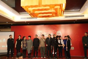 678体育官网- 汉堡老将退役仪式感人，俱乐部授予终身成就奖  